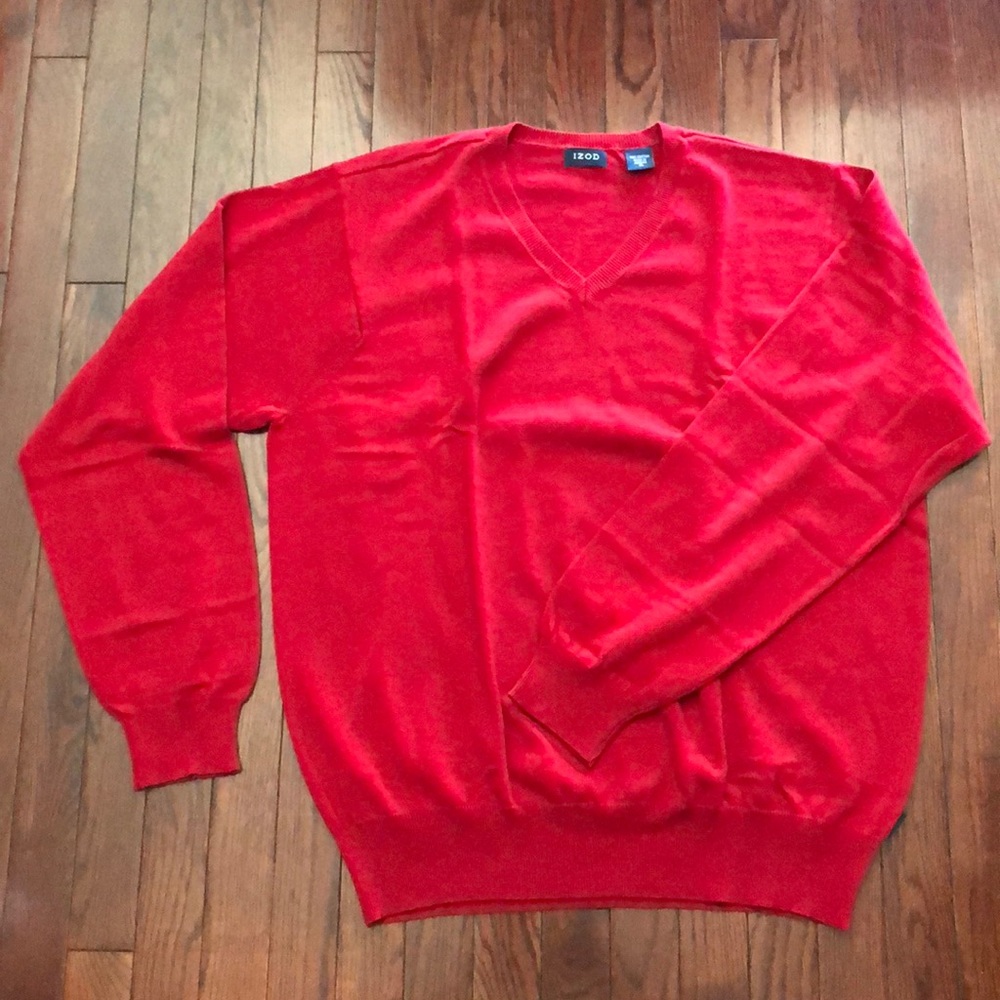 Izod cotton V-neck sweater